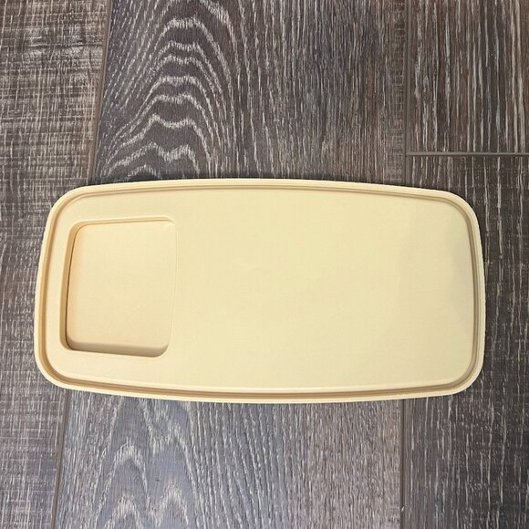 Tupperware Cereal Keeper - Picture 9 of 9